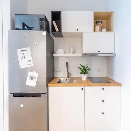 Apartament And Shared At Livinnx Kraków