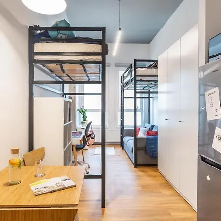 Apartament And Shared At Livinnx Kraków